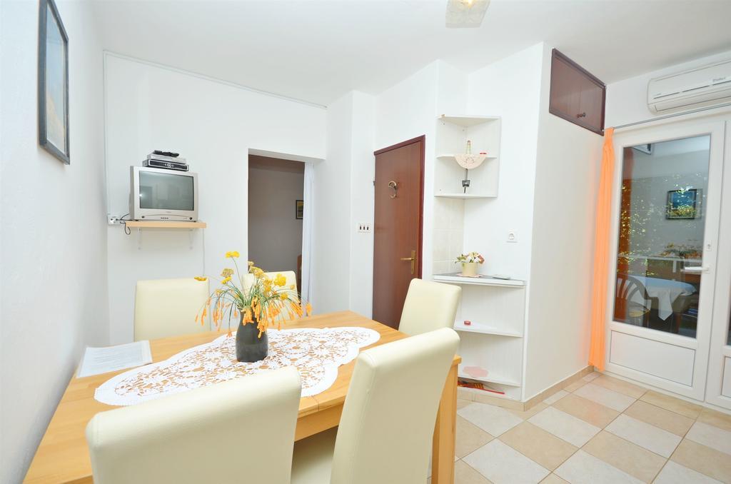Apartment Gordan Murter Exterior photo